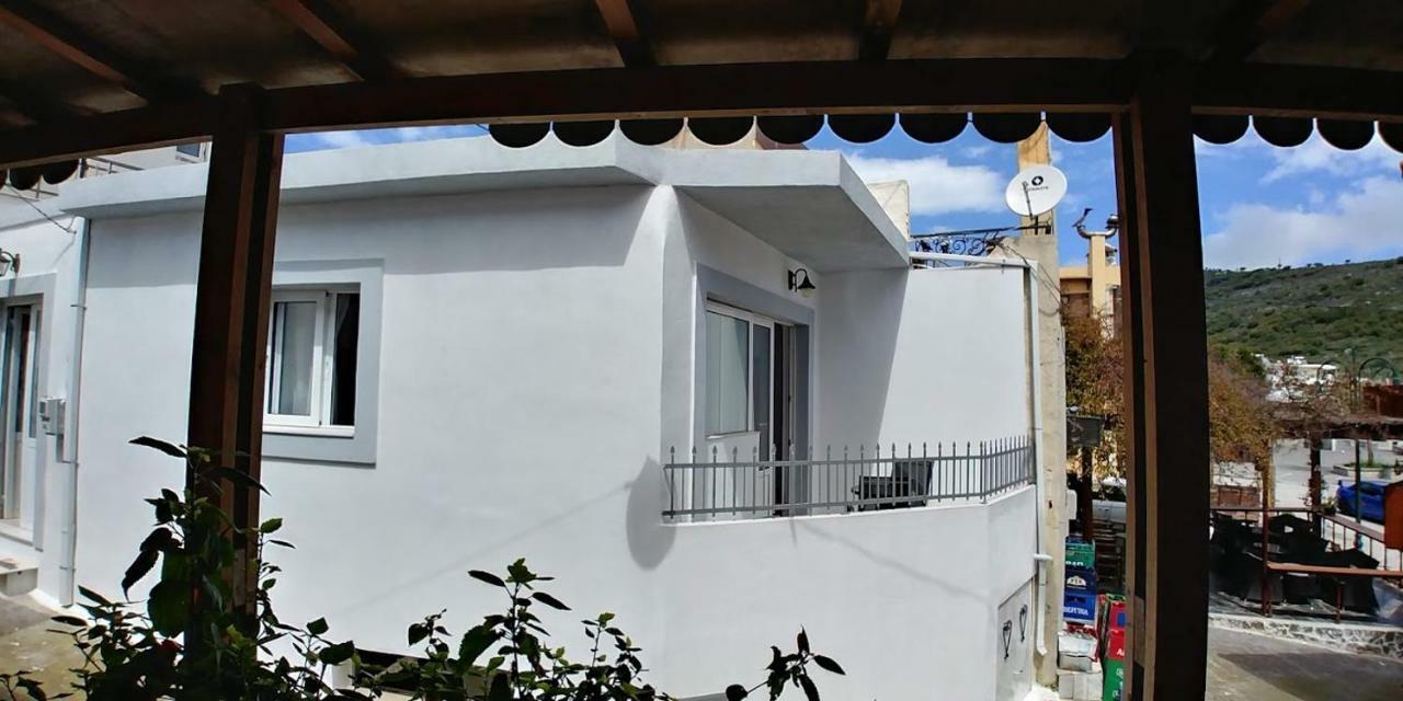 Beautiful House Of Psinthos Apartment Exterior photo